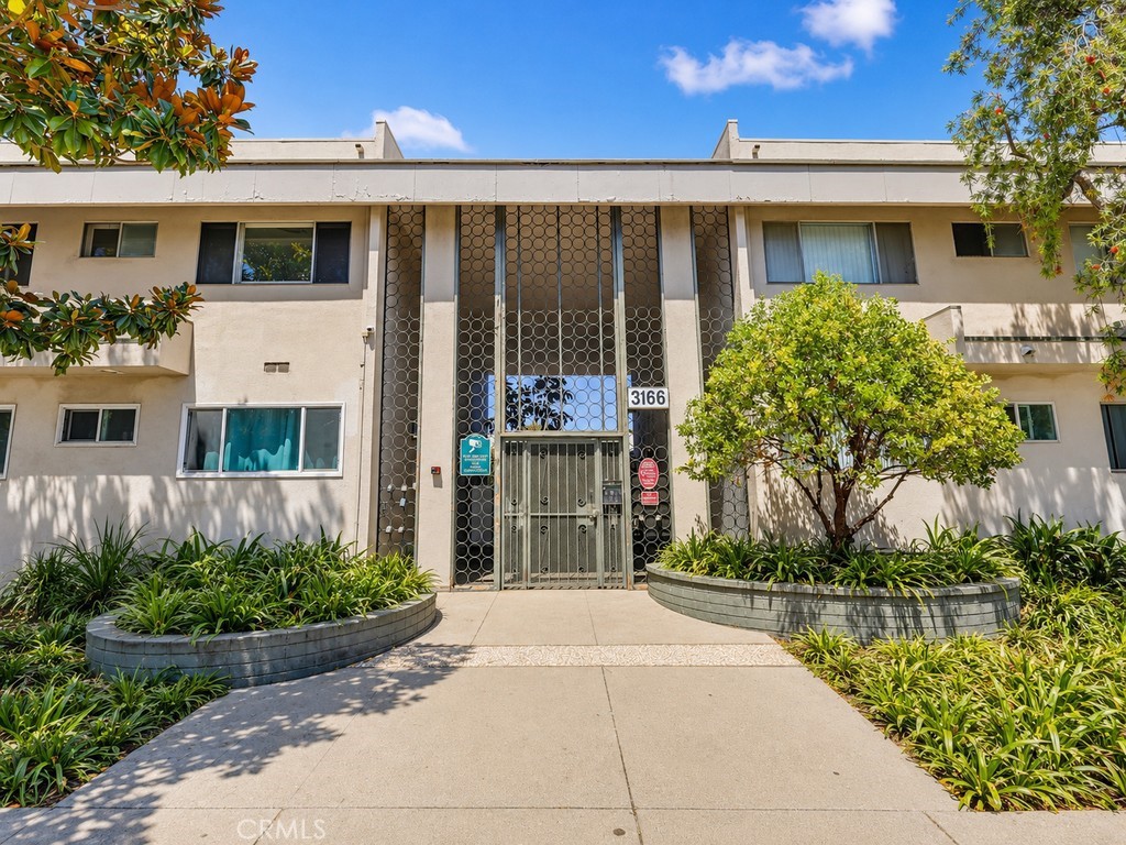 3166 S Sepulveda Boulevard 6