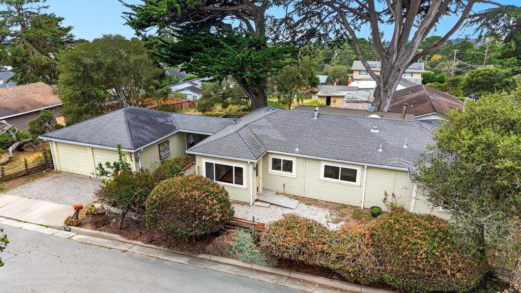 304 Stuart Avenue