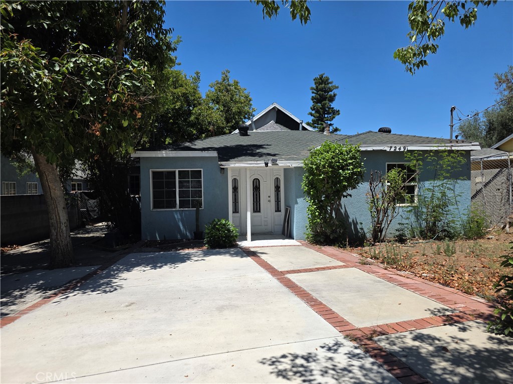 7249 Loma Verde Ave.