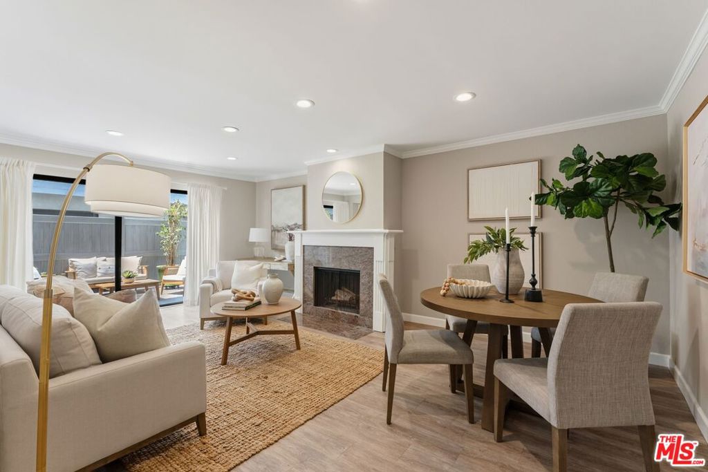 1456 Manhattan Beach Boulevard G