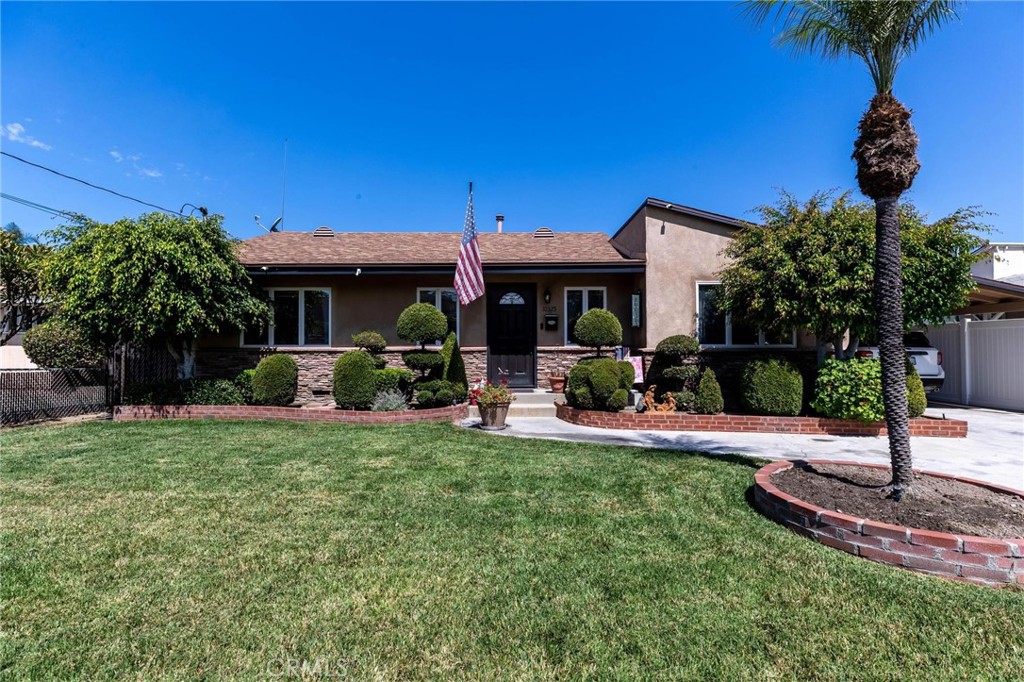10325 Brookshire