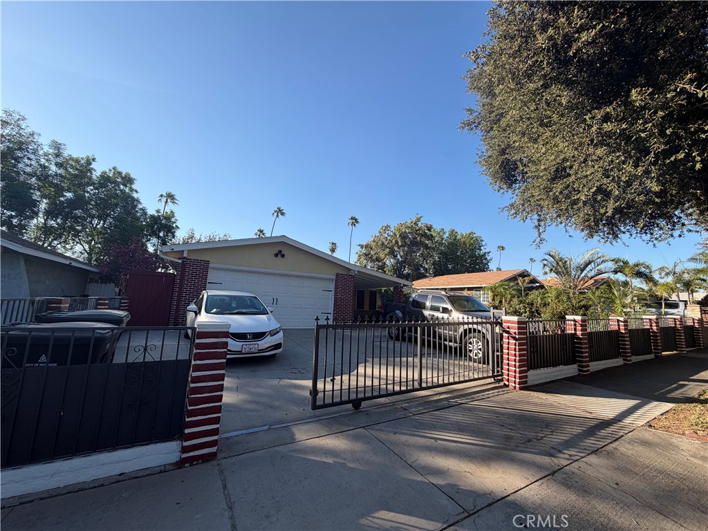 7235 Fiesta Avenue