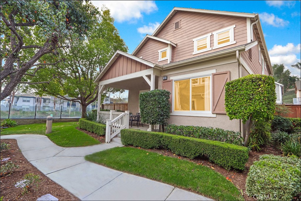 10 Bluff Cove