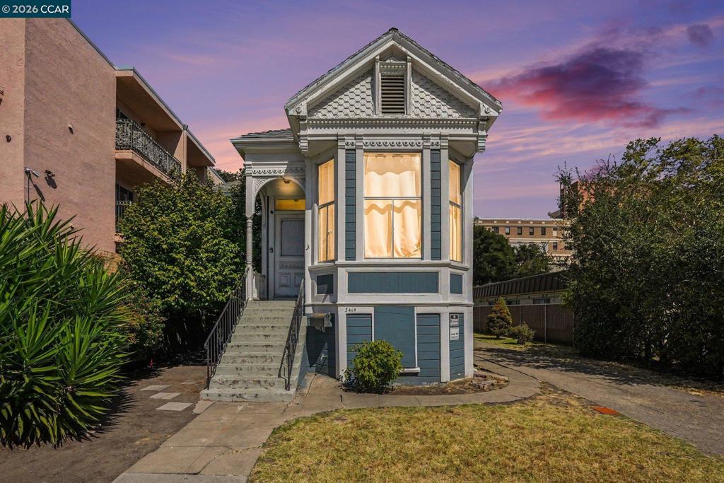 3414 Andover St.