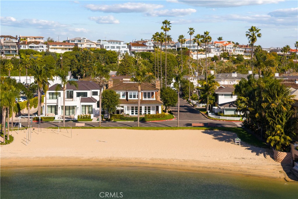 2411 Bayshore