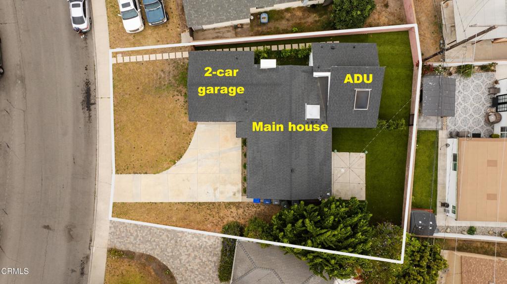 1136 N 7th Place