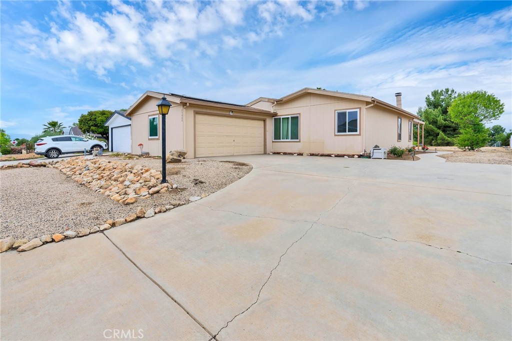 24800 Cornstalk Road