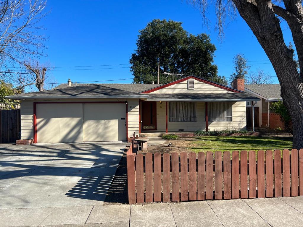1523 Miramonte Avenue