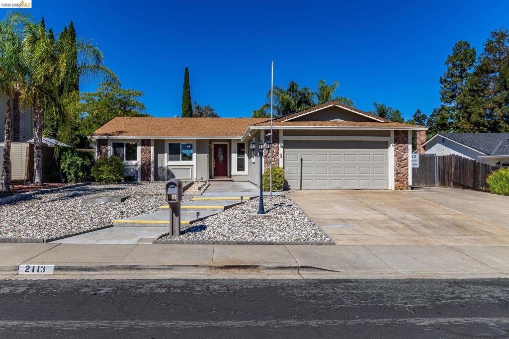 2113 Cordoba Way
