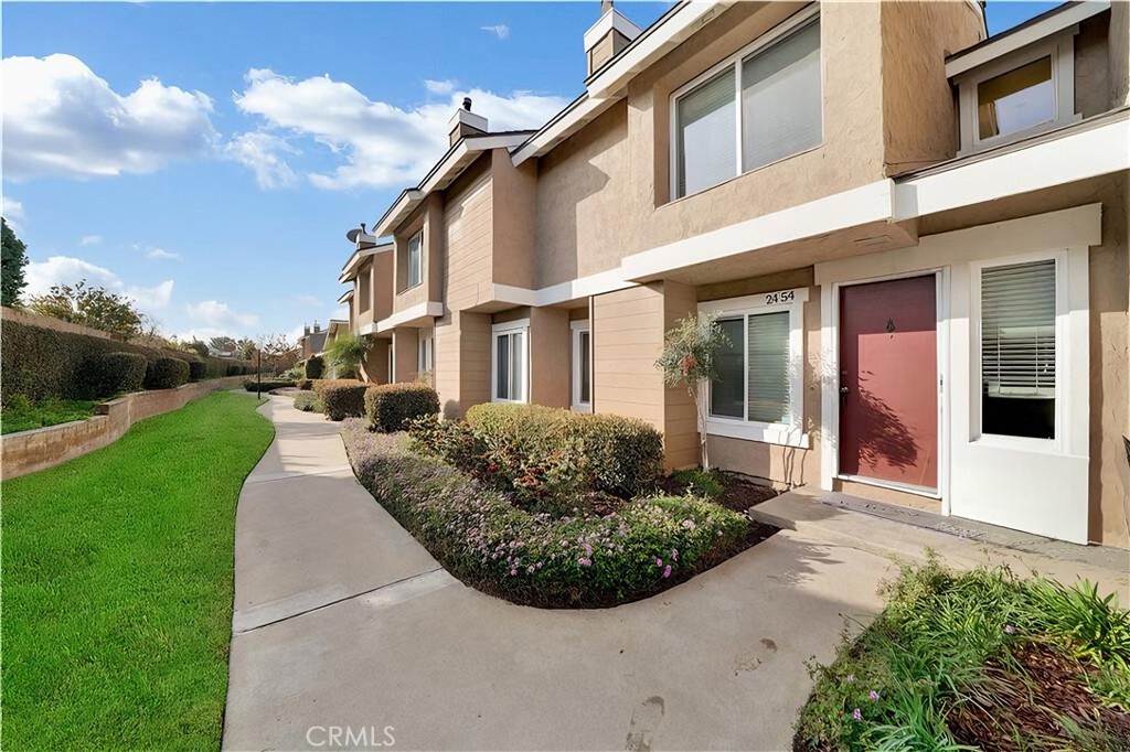 2454 Chinook Drive
