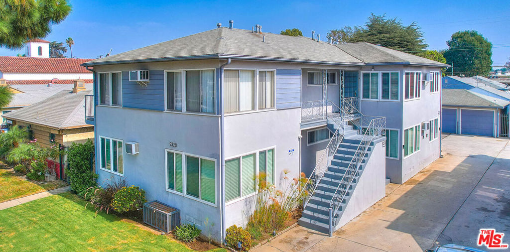 9328 Crenshaw Boulevard