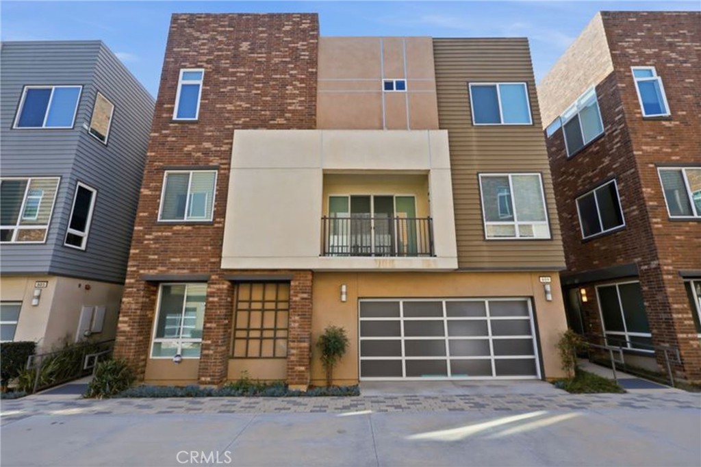 809 Brickyard Lane