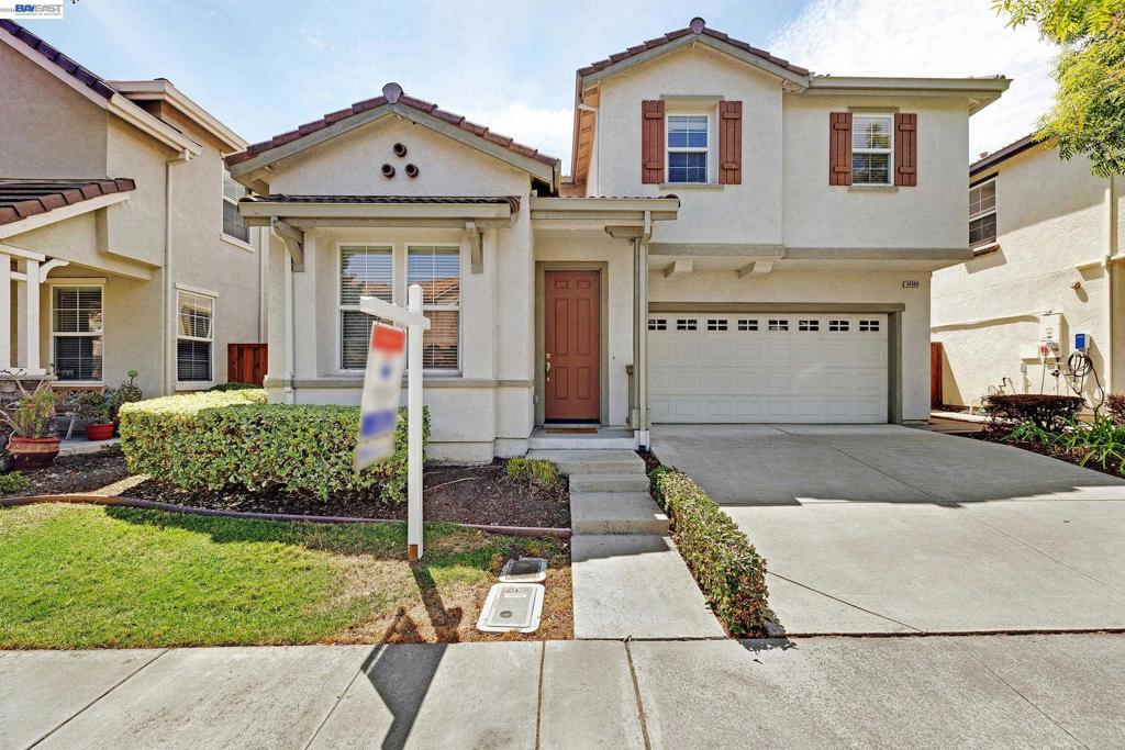 34500 Torrey Pine Ln