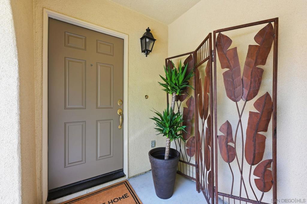 2958 Escala Circle