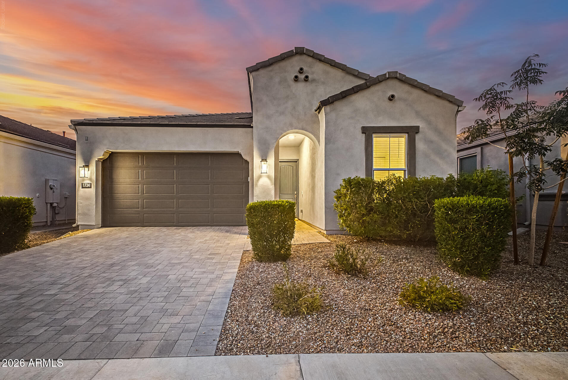 1734 E QUESTA Drive, Phoenix, AZ 85024