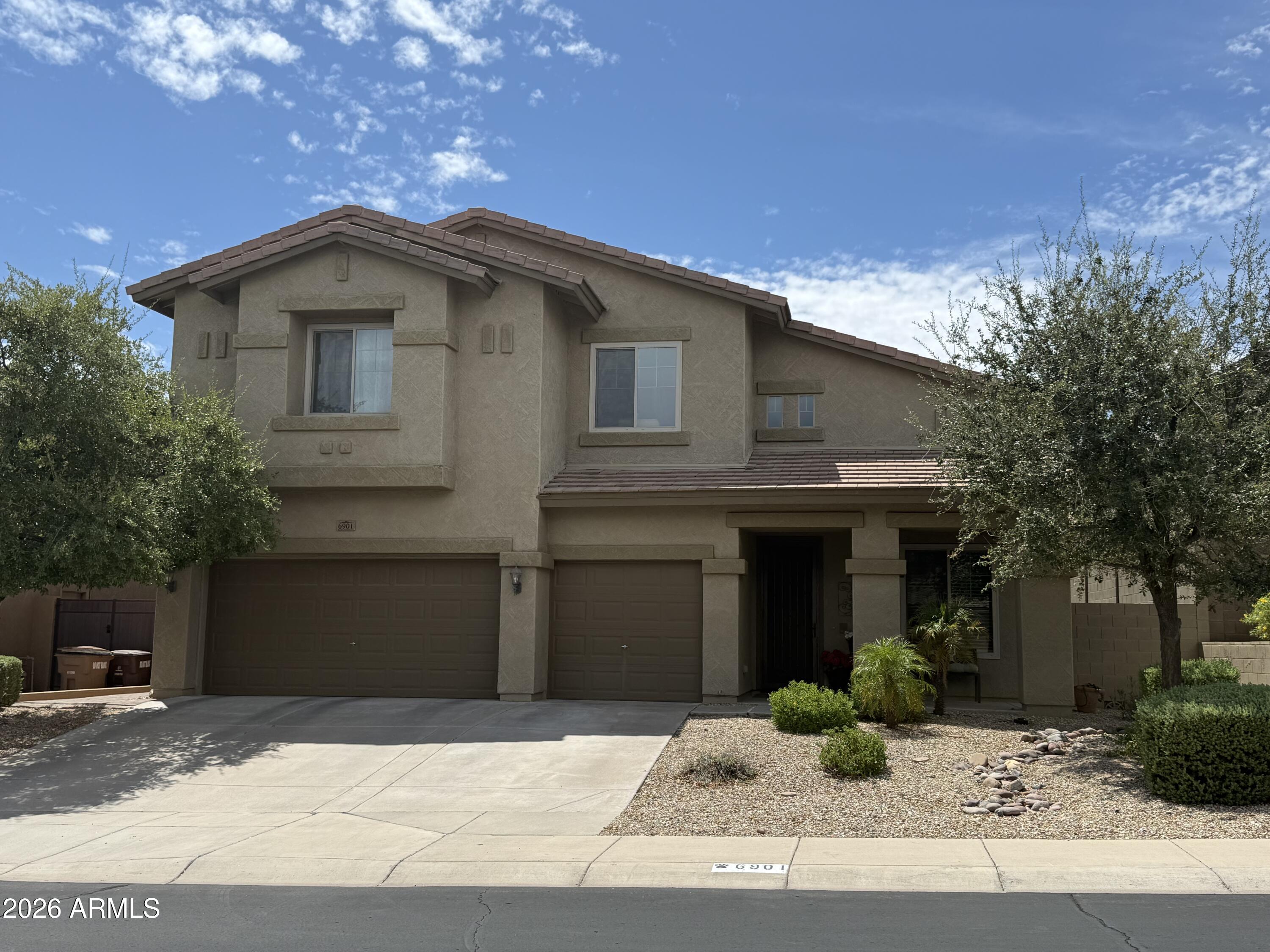 6901 W PEAK VIEW Road, Peoria, AZ 85383