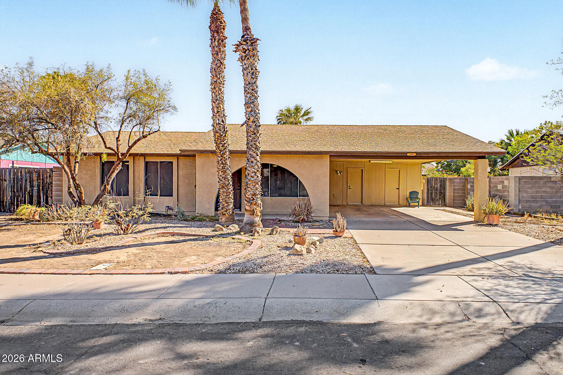 515 W GREENTREE Drive, Chandler, AZ 85225
