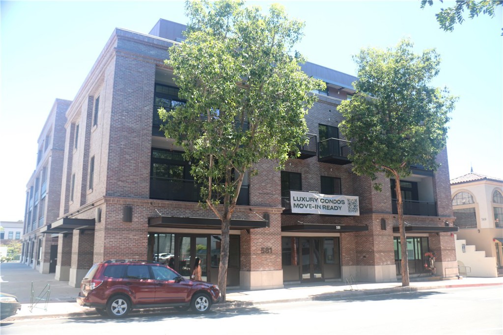 581 Higuera Street 100