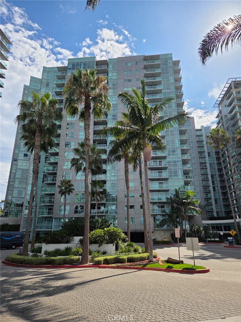 13650 Marina Pointe Drive 1708