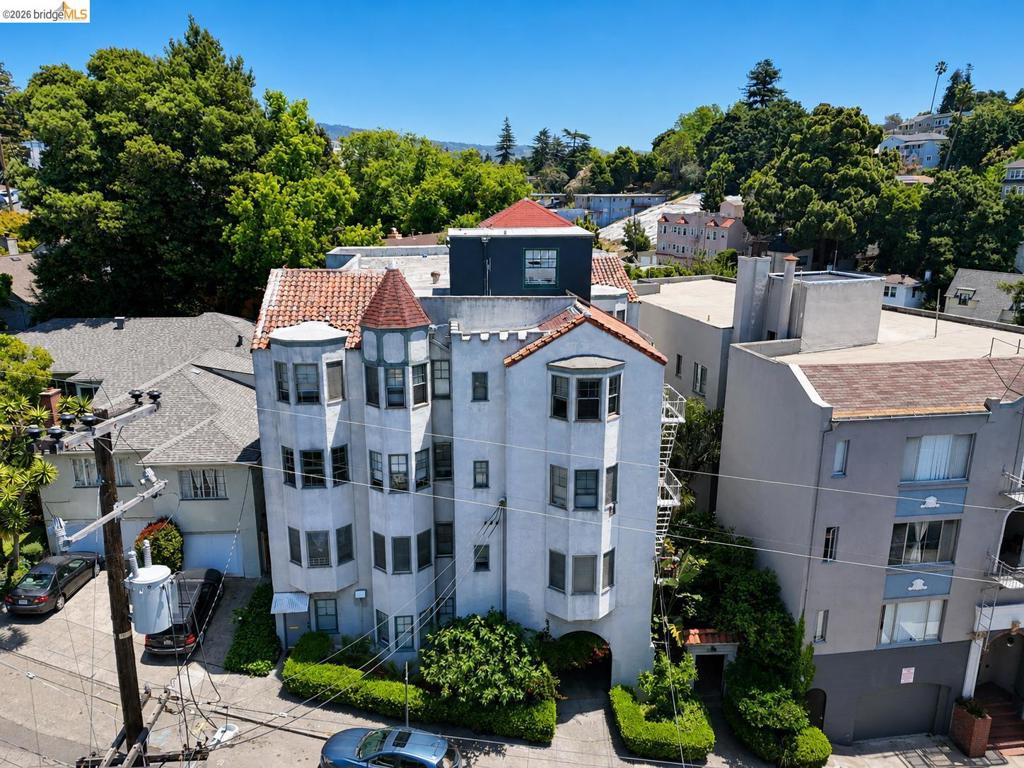 1142 McKinley Ave