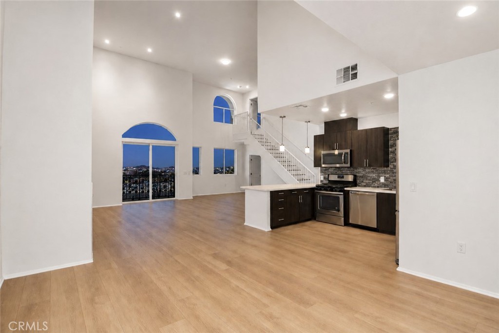 124 W Colorado 502