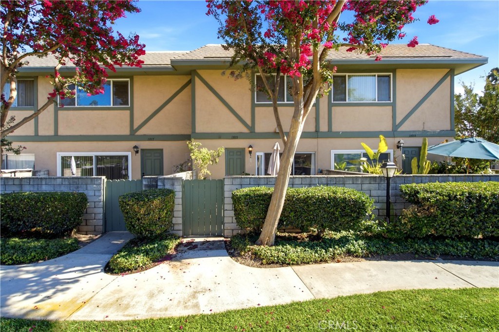 1101 W Francis G