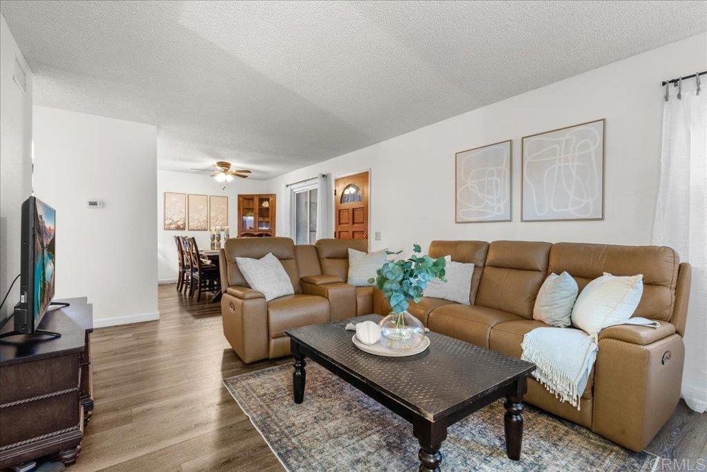 1941 Wellington Lane 1