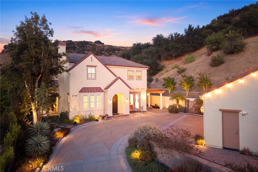2738 Sleepy Hollow