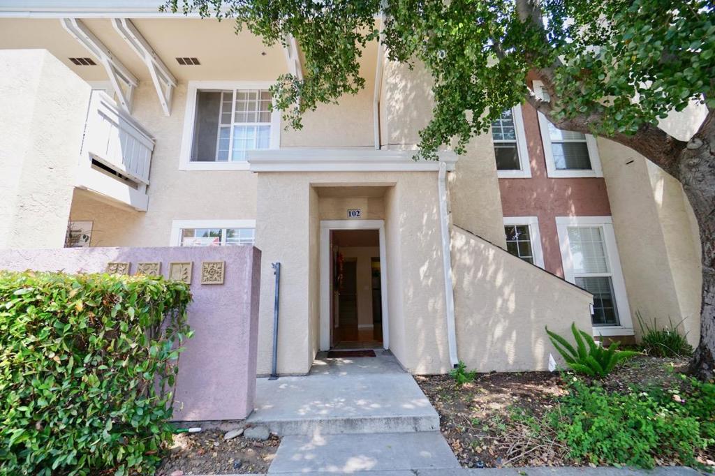 627 E El Camino Real 102