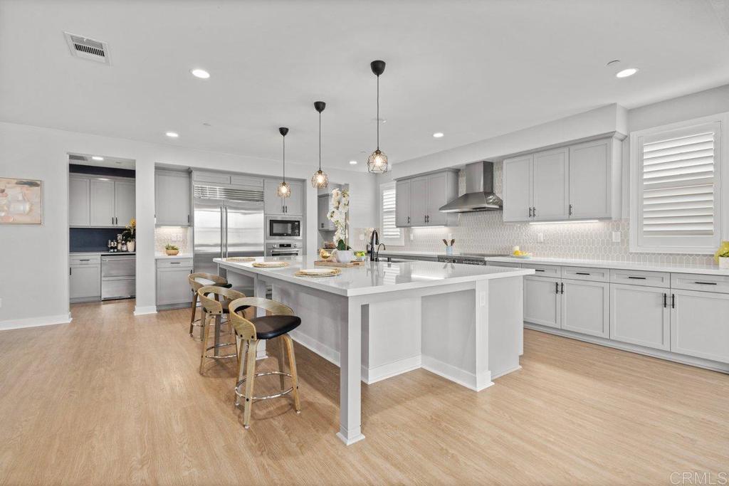 39210 Stallion Drive