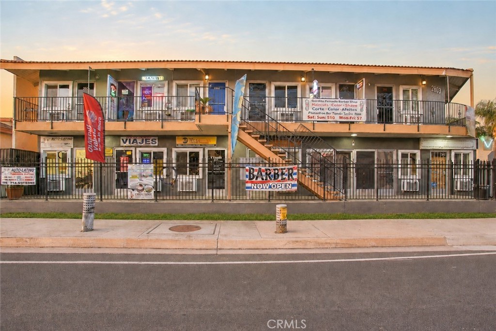 2803 W 17th