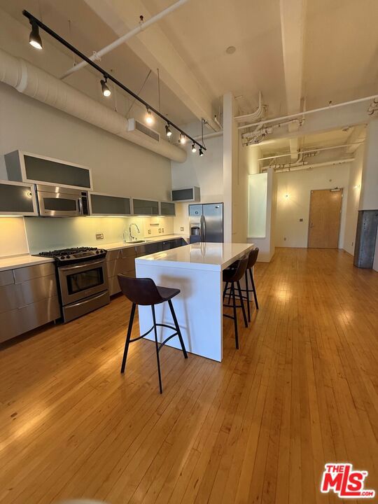 1850 Industrial Street 114
