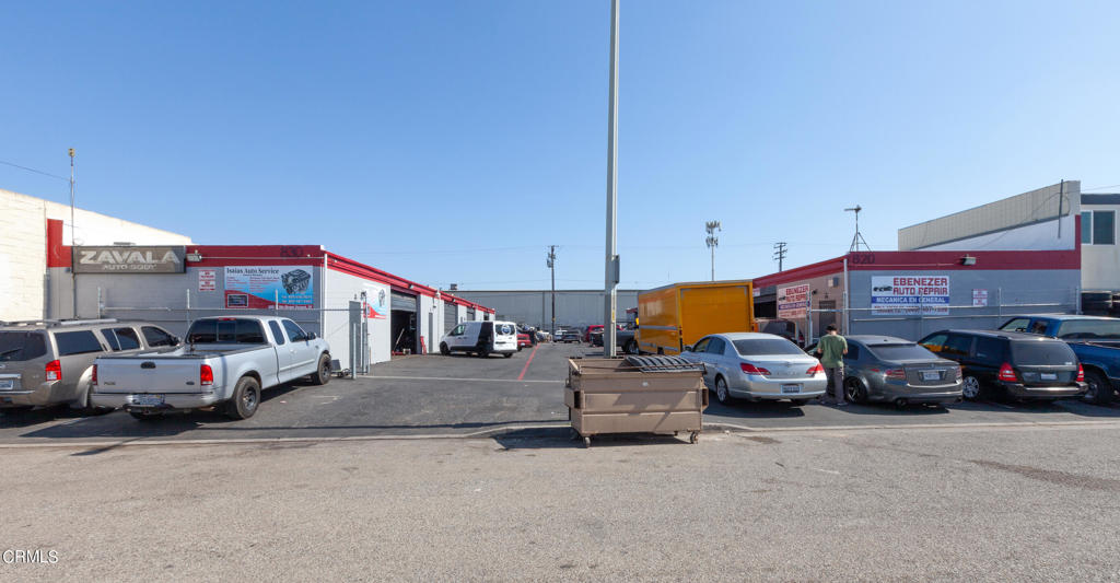 820 & 830 E 5th Street