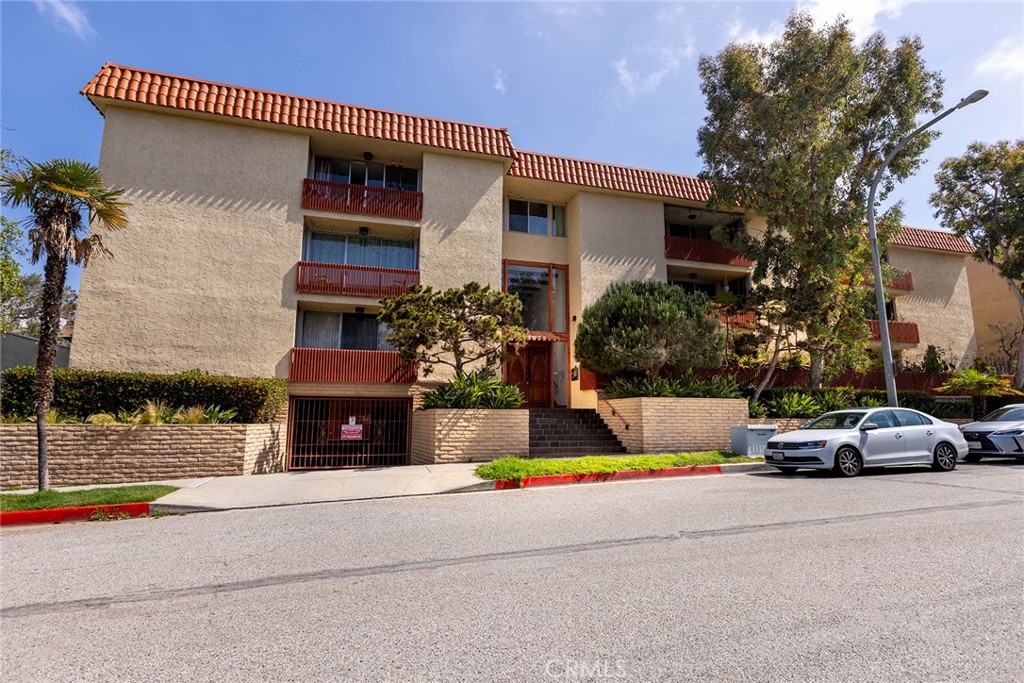 5875 Doverwood Drive 309