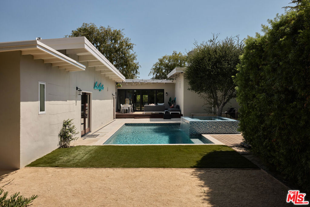 1205 Eagle Vista Drive
