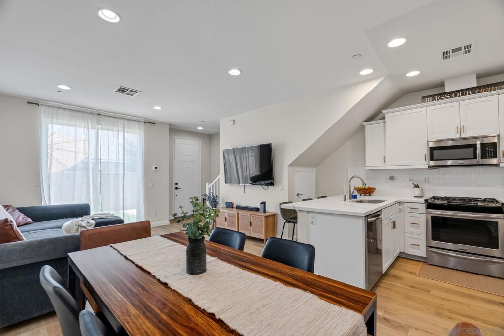 5403 San Roberto