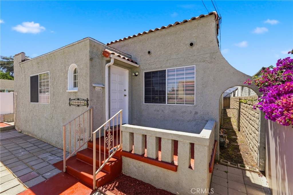 26051 Governor Ave.