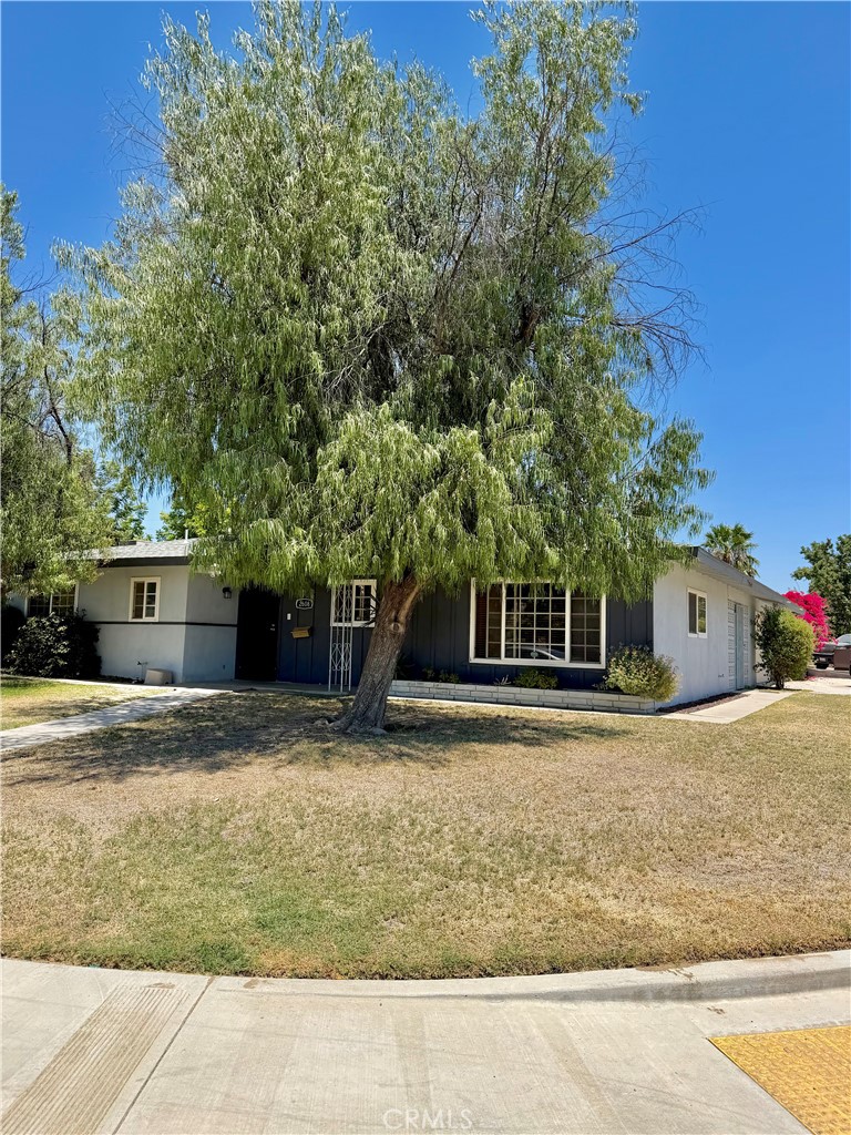 2608 Blackstone Court