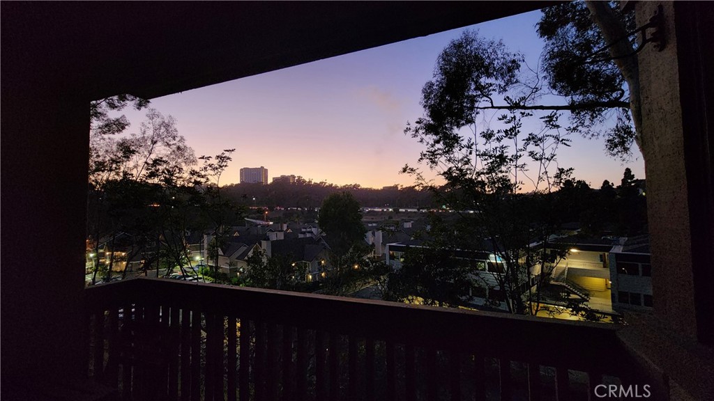 8860 Villa La Jolla Drive 215