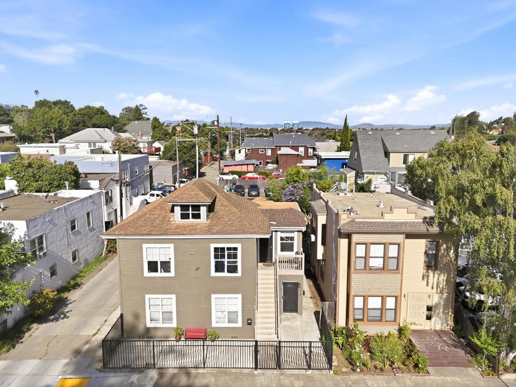 1313 Sacramento Street