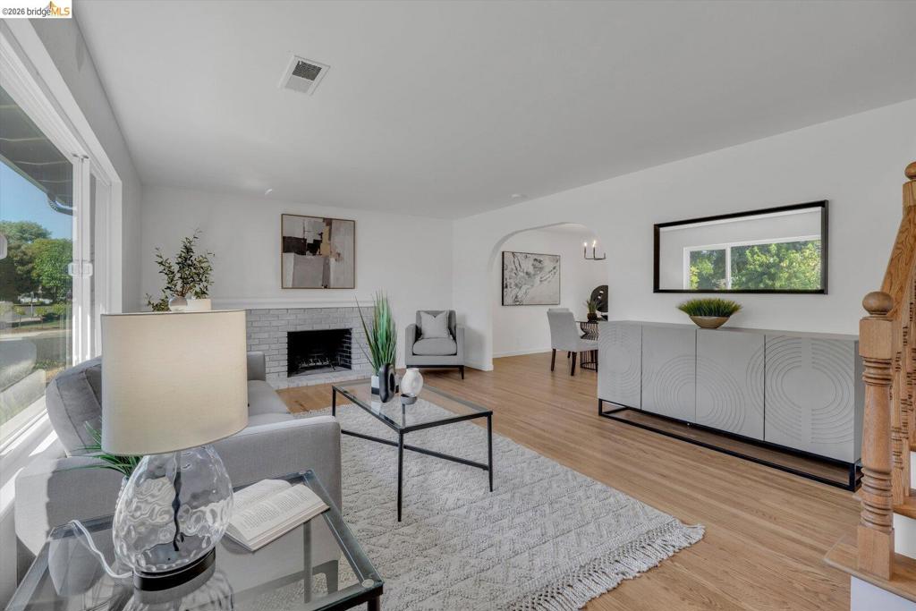 1848 Polk ST