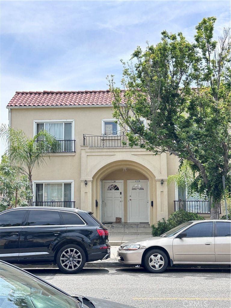 204 E Maple