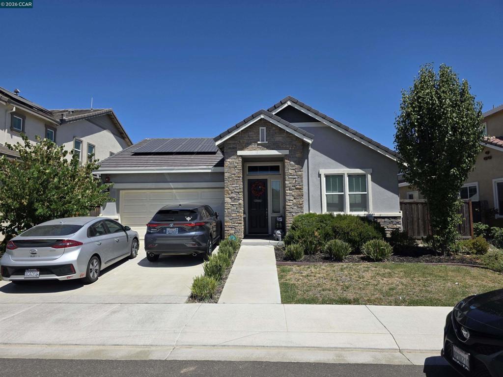 325 Heron Way