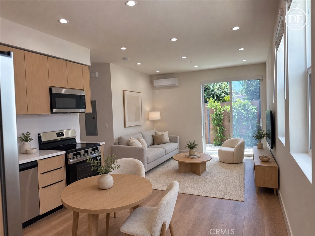 4121 Lafayette Place D