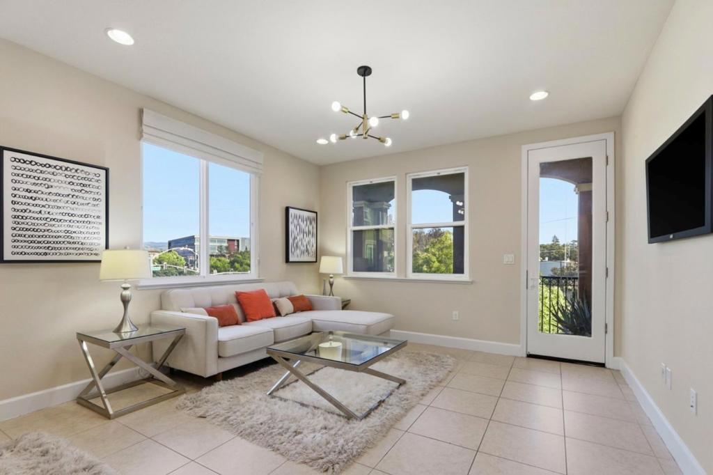 272 Currlin Circle