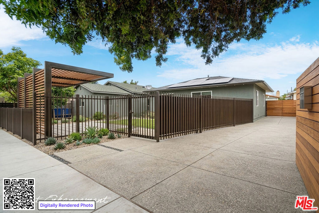 1319 E Colon Street