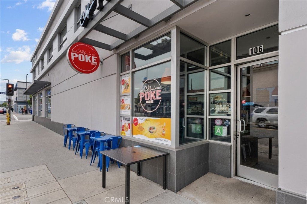 106 W California Avenue