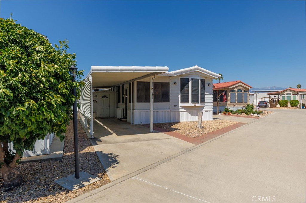 1295 S Cawston 86