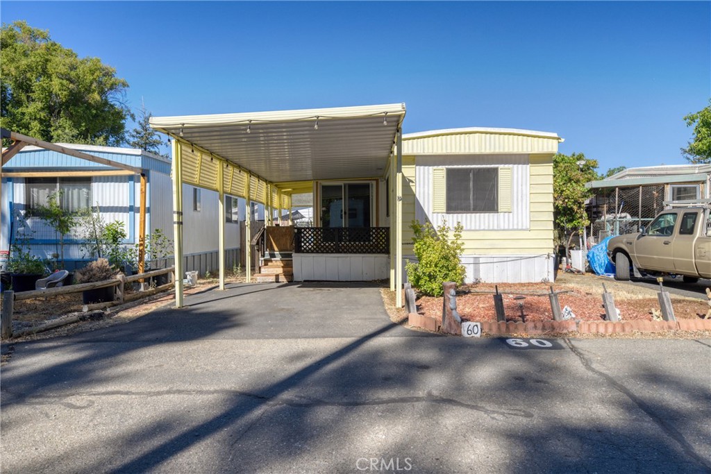 5890 E Highway 20 E 60