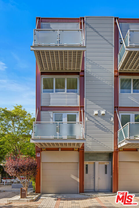 3450 Cahuenga Boulevard 801